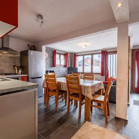Le Chamois Apartment *